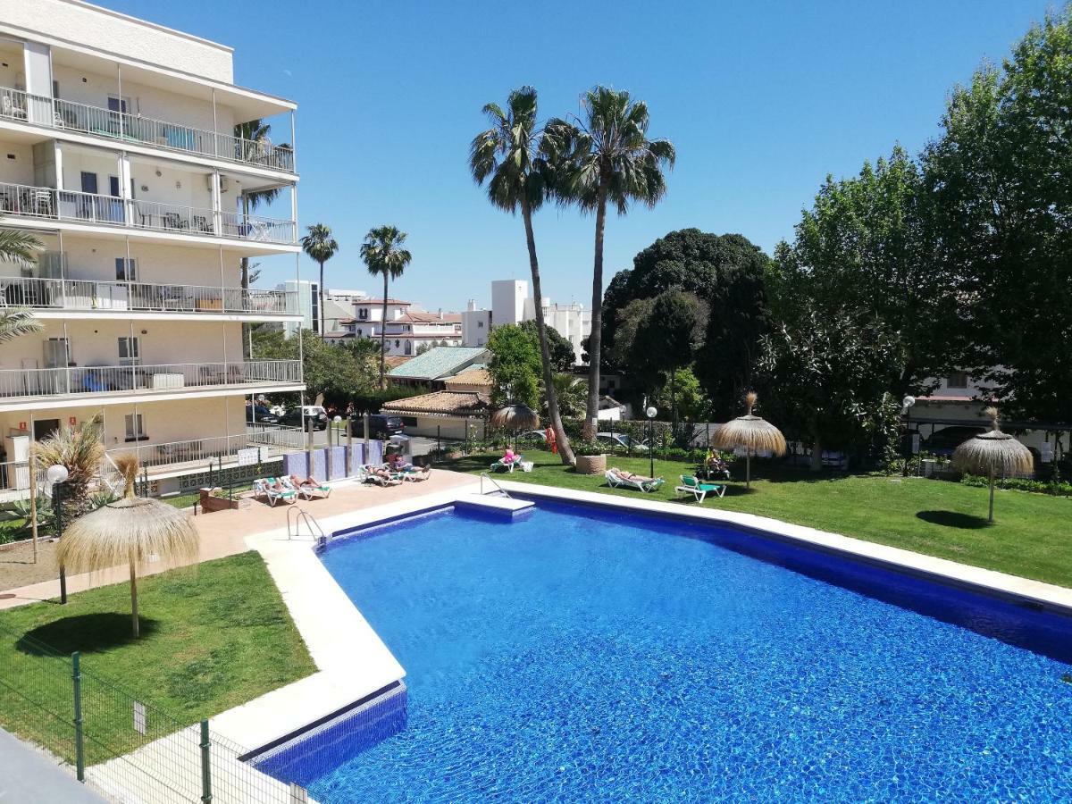 Ferienwohnung Carihuela Park Palace Torremolinos Exterior foto